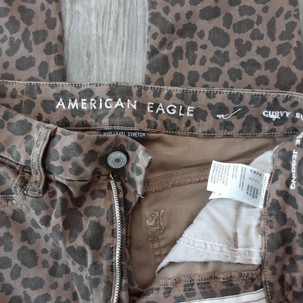 American Eagle Curvy Super High Rise Jeggings - Picture 4 of 8